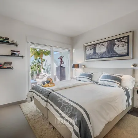 Apartment Higueronrentals Gucci
